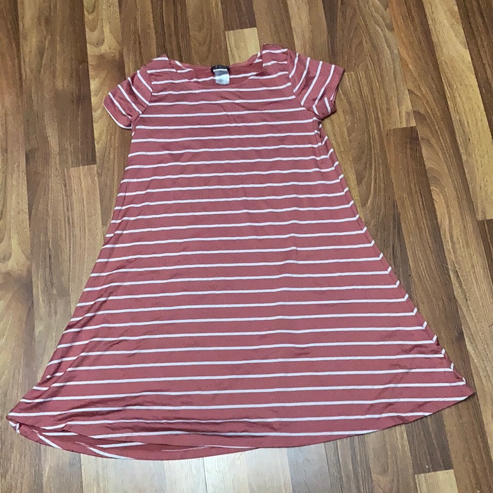 Girls Pink & Violet short sleeved dress, size L